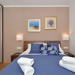 Brand New Luxury Blue Gallery Lejlighed