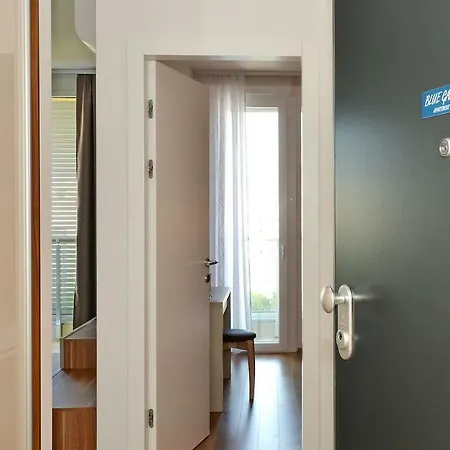 Apartment Brand New Luxury Blue Gallery *